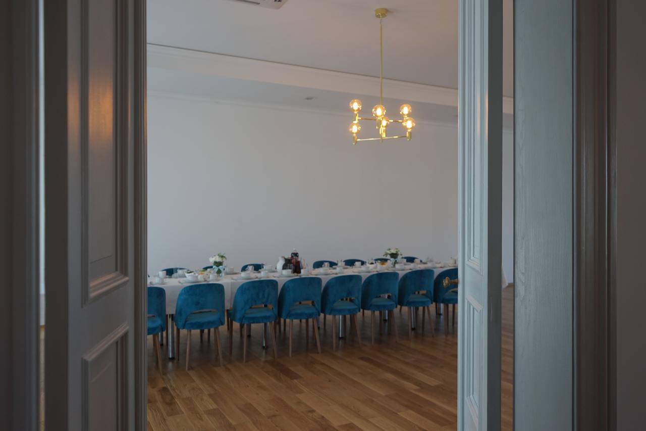 Hotel Art Cafe Nakło nad Notecią Dış mekan fotoğraf