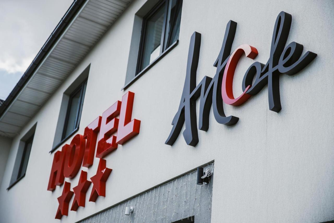 Hotel Art Cafe Nakło nad Notecią Dış mekan fotoğraf