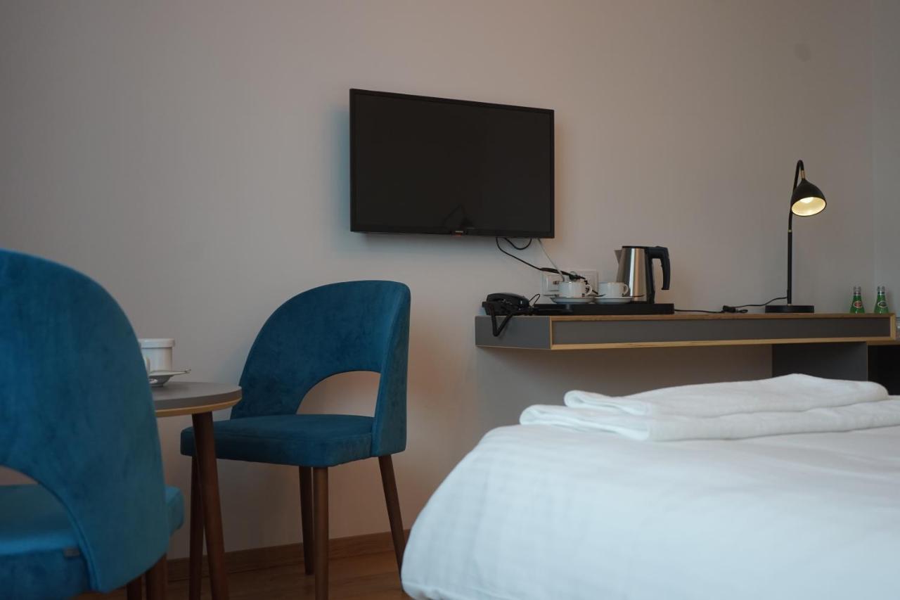 Hotel Art Cafe Nakło nad Notecią Dış mekan fotoğraf